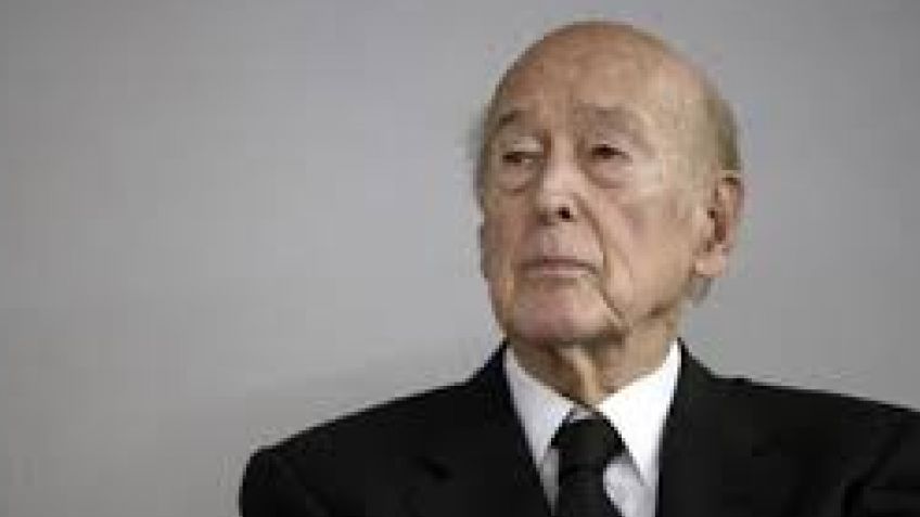 Francia: murió de coronavirus el ex presidente Giscard d'Estaing