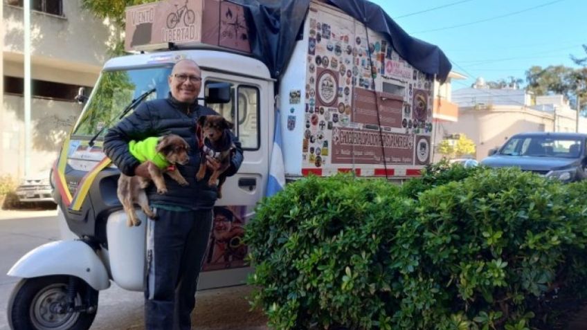 Jhon Jairo Rojas recorre Sudamérica en Moto/Carro y con sus dos perros: 43 mil kilómetros, 43 mil Anécdotas