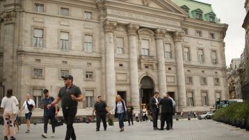 Qué hay detras del anuncio del Banco Nación para refinanciar la deuda de las familias